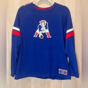 NFL Patriots Minuteman Throwback Embroidered Heavyweight Shirt  XL VF Imagewear